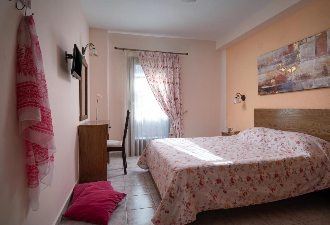 Vetrinos Apartments Agios Nikolaos  Exterior foto